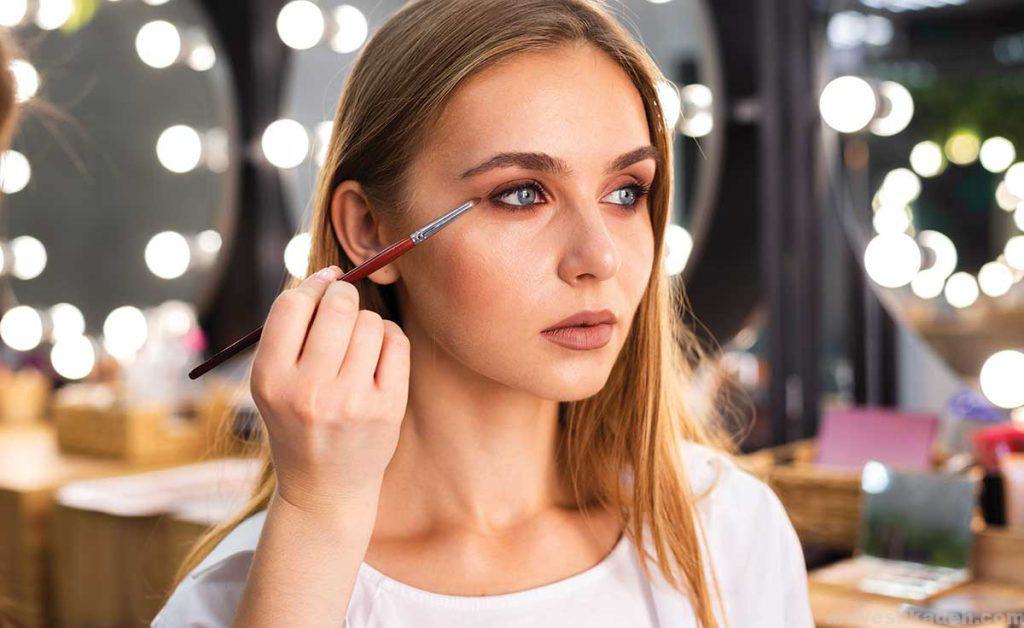 ترفندهای آرایش مناسب و سریع برای محل کار آرایش
